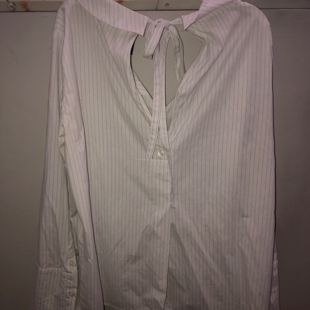 White button up - Picture 4 of 5